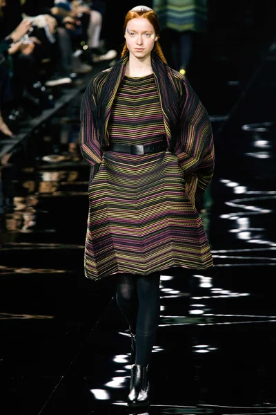 Look 22